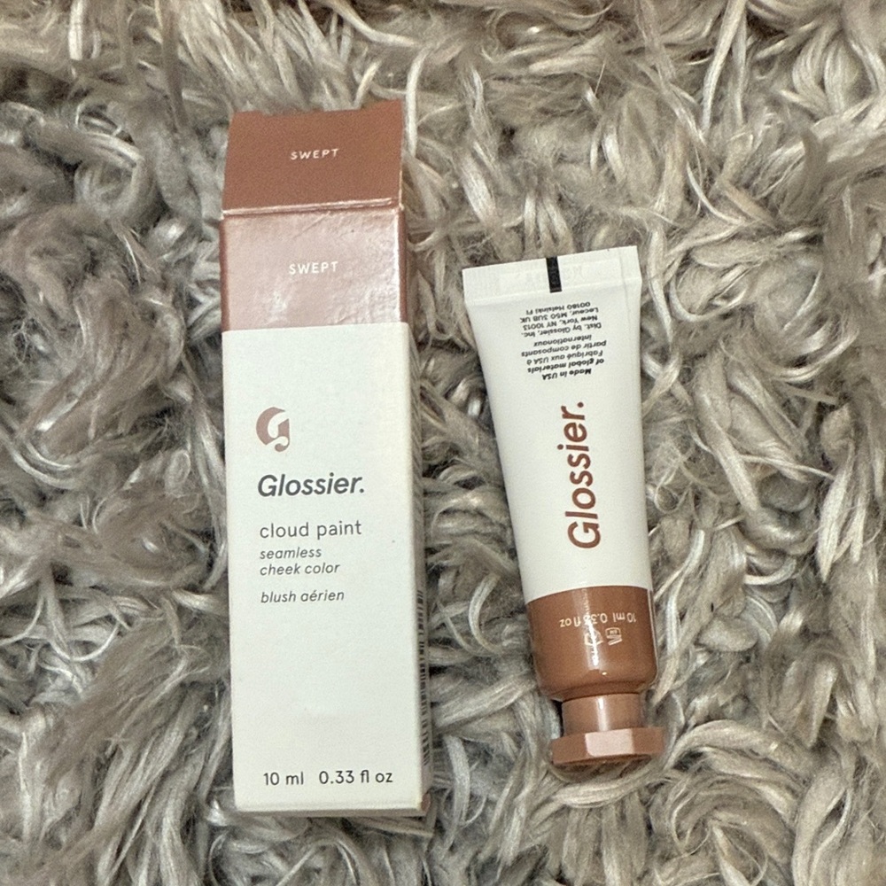 Glossier Cloud Paint in Soft Pink